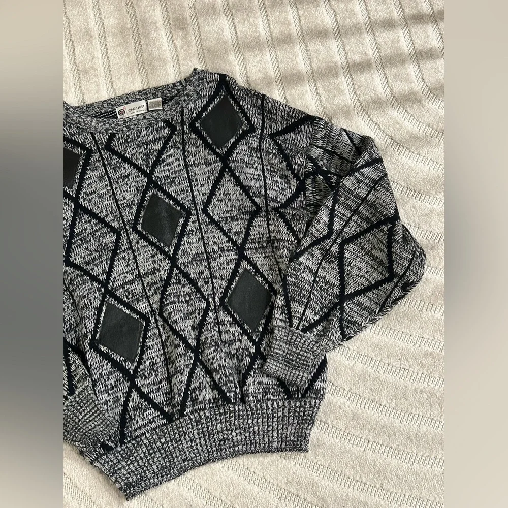 Vintage excellent has